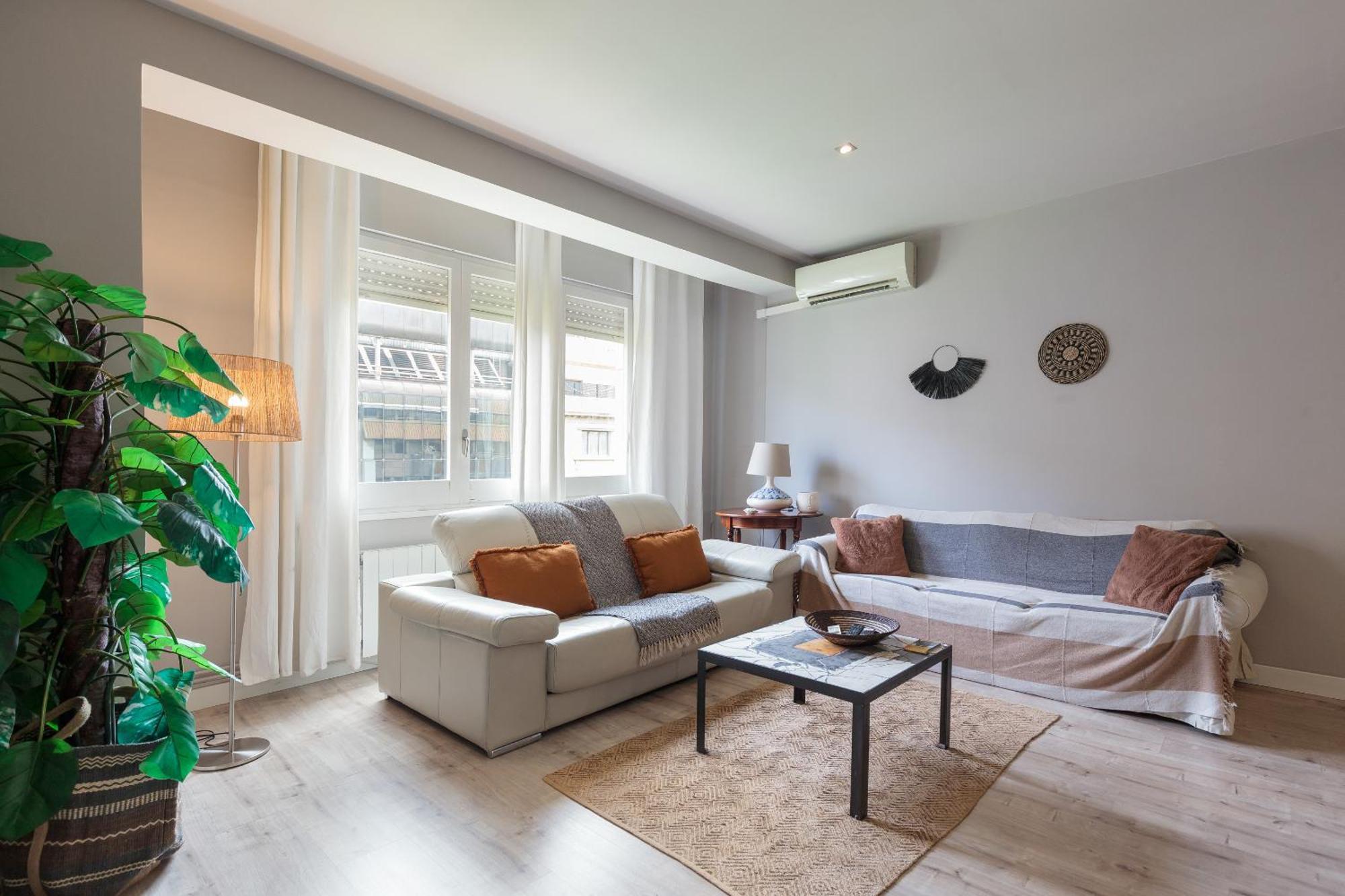 Letsgo Diagonal Avenue Apartment Барселона Екстер'єр фото